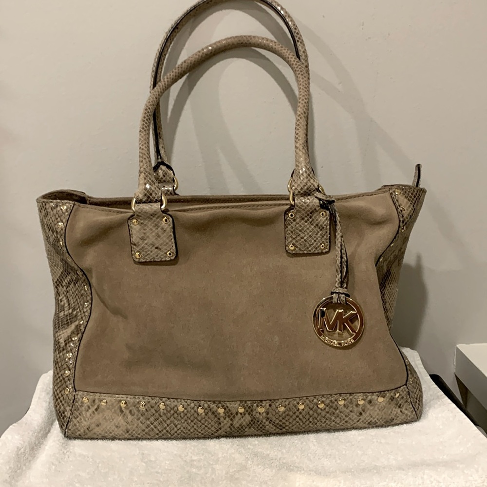 Michael Kors purse